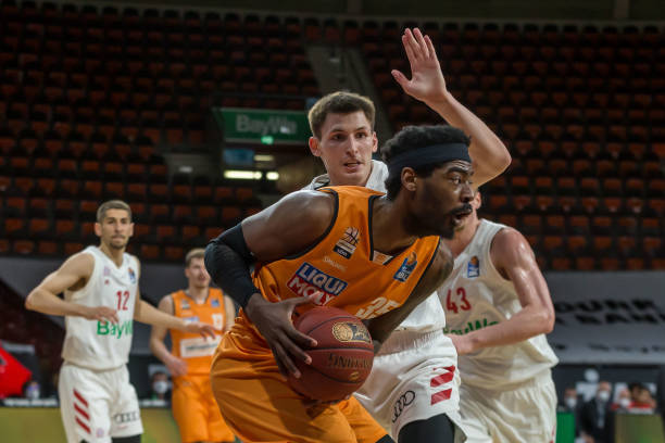 多纳鲁马的 多纳鲁马的